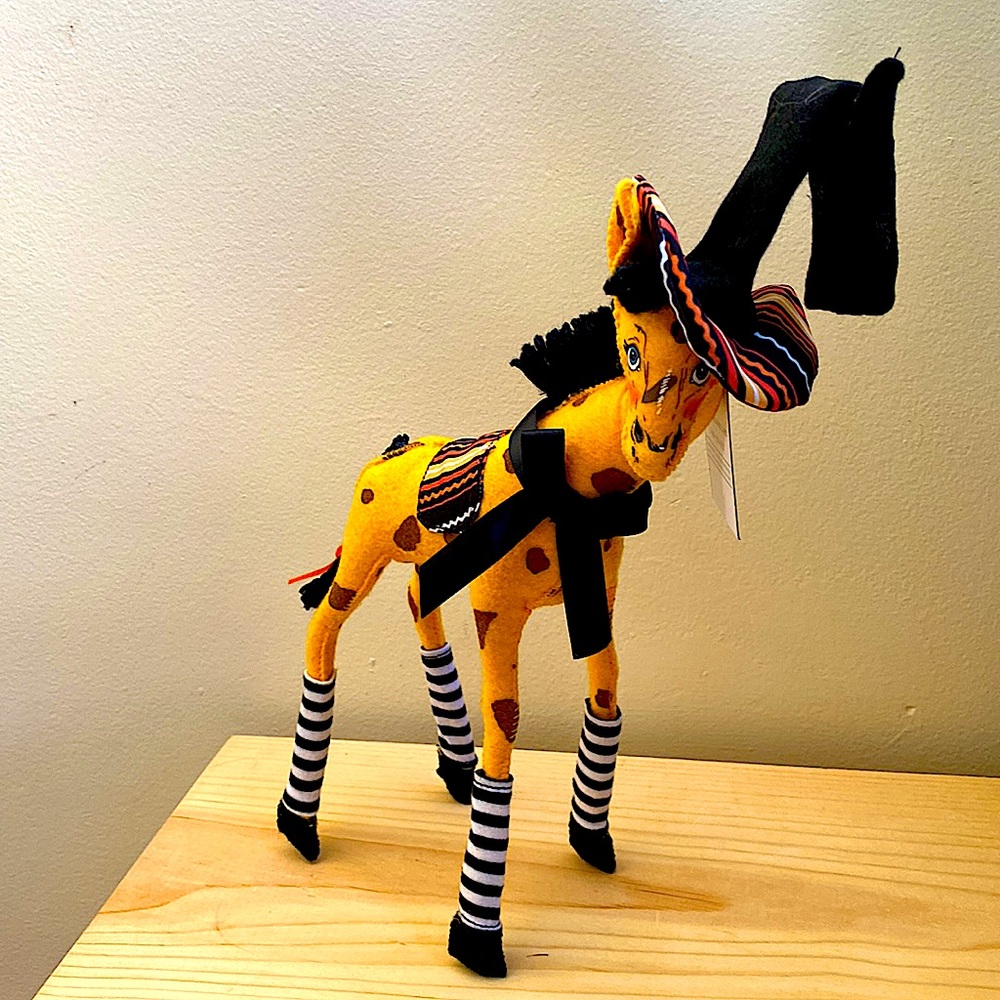 Annalee 2018 Giraffe Witch. 12”